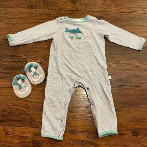 Albetta premium babygro and booties